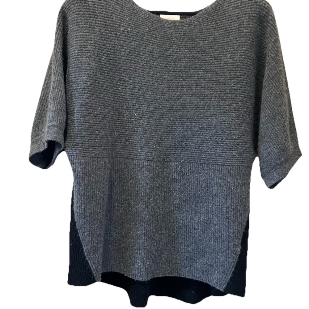 Brodie Bronte Cashmere Short Sleeve Tee Jumper Sweater in Gray Black Size Small